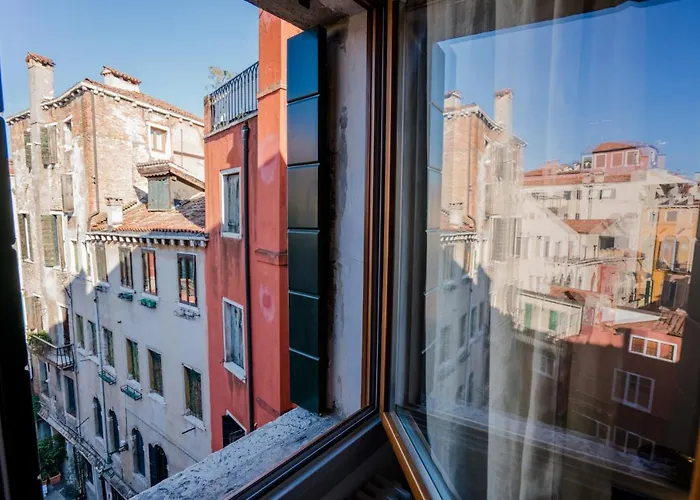 Specchieri Apartman Velence