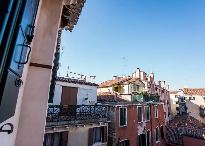 Specchieri Apartman Velence