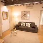 Apartman Specchieri *